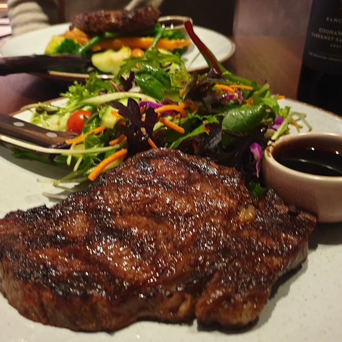 cockburn steak restaurant Atwell Aubin Grove Banjup Hammond Park Jandakot Leeming Success Treeby Beeliar Bibra Lake Cockburn Central Coolbellup North Lake Yangebup South Lake Wattleup Coogee Hamilton Hill Henderson Lake Coogee Munster North Coogee Spearwood