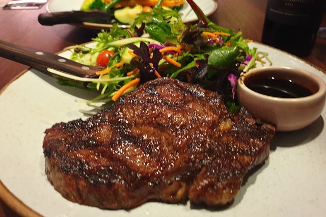 C.Y. O’Connor Village Pub in Piara Waters Steak House Bar Pub Restaurant Cockburn Steak House Atwell Success Bar Pub Restaurant